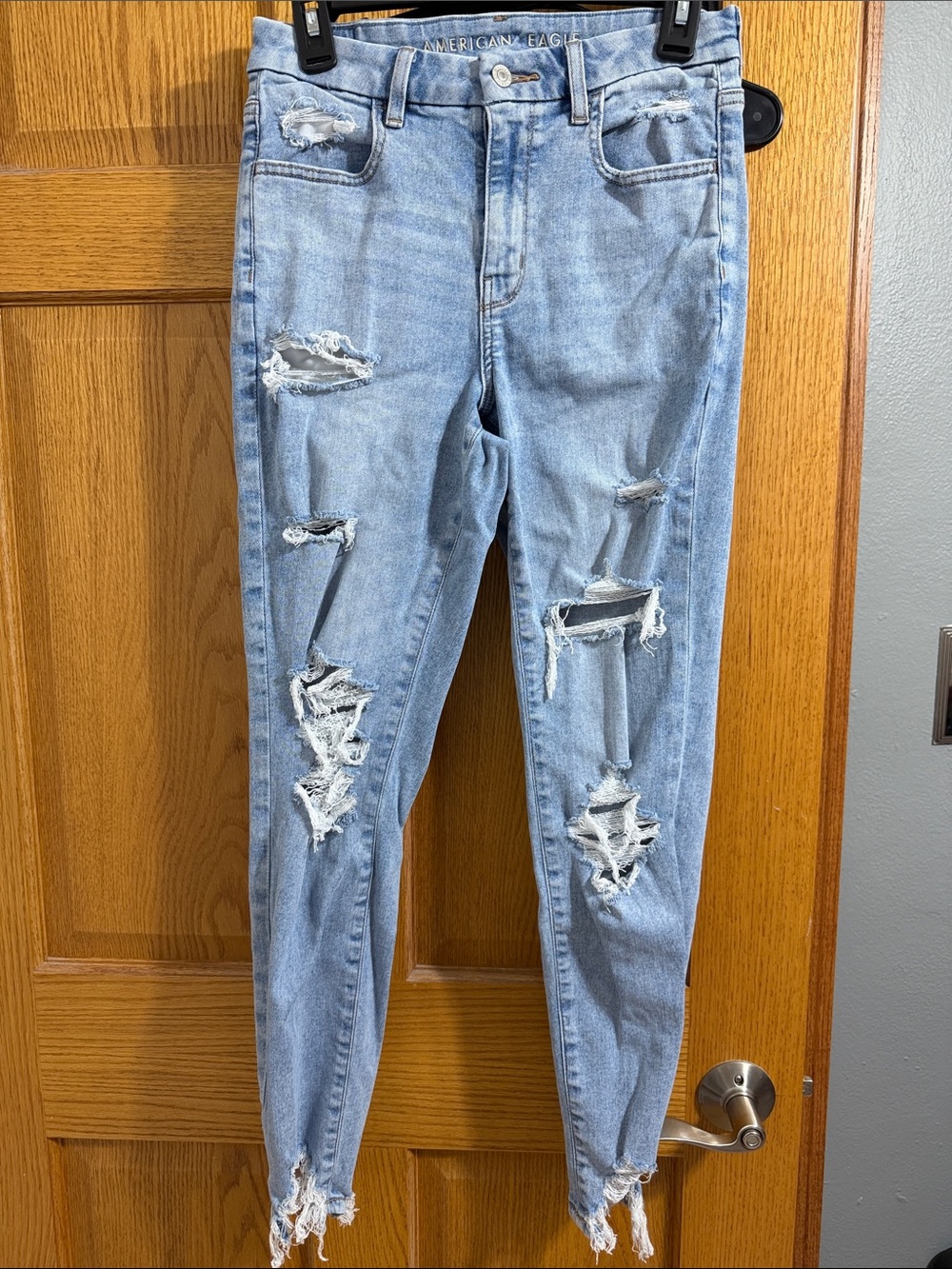 American Eagle Outfitters Light Blue Ripped Skinny Jeans